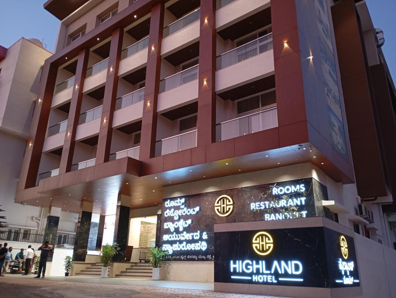 Highland Hotel Bangalore Dış mekan fotoğraf